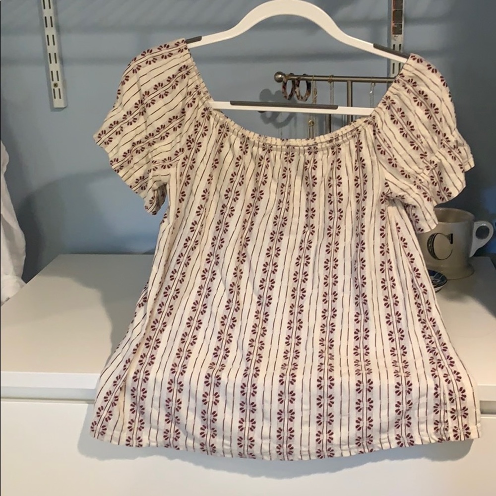 Patterned off the shoulder shirt